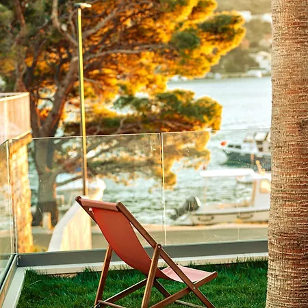 W By & Dubrovnik Villa *