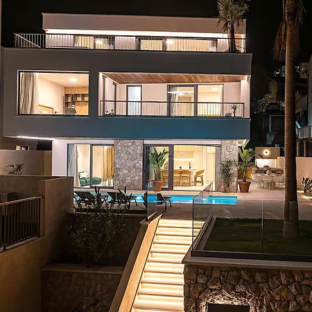 W By & Dubrovnik Villa *